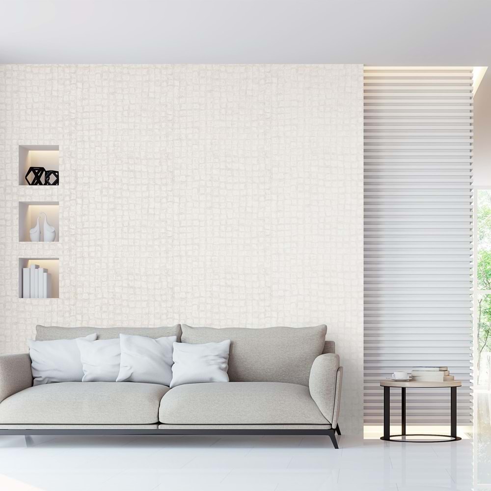 Manhattan Pearl White