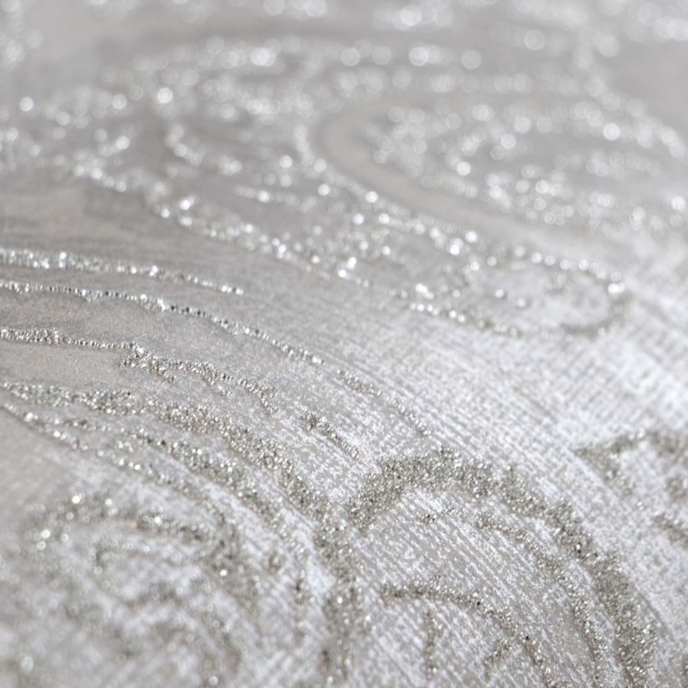 Aphrodite Snow Silver