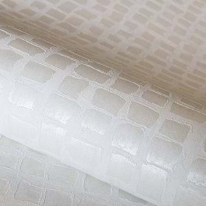 Manhattan Pearl White